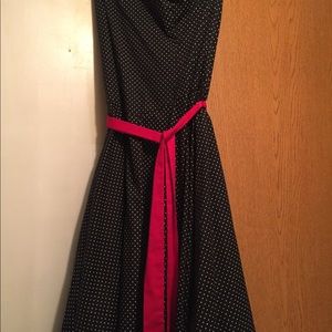 Ladies’ 50s style dress